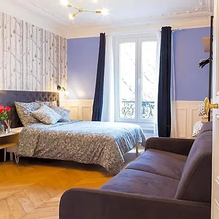 Lancaster Paris